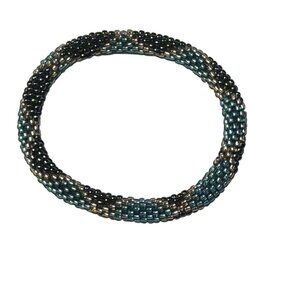 Sashka Bracelet Handmade Boho Chic Crochet Beaded Roll-On Red Blue Black Gold 3"